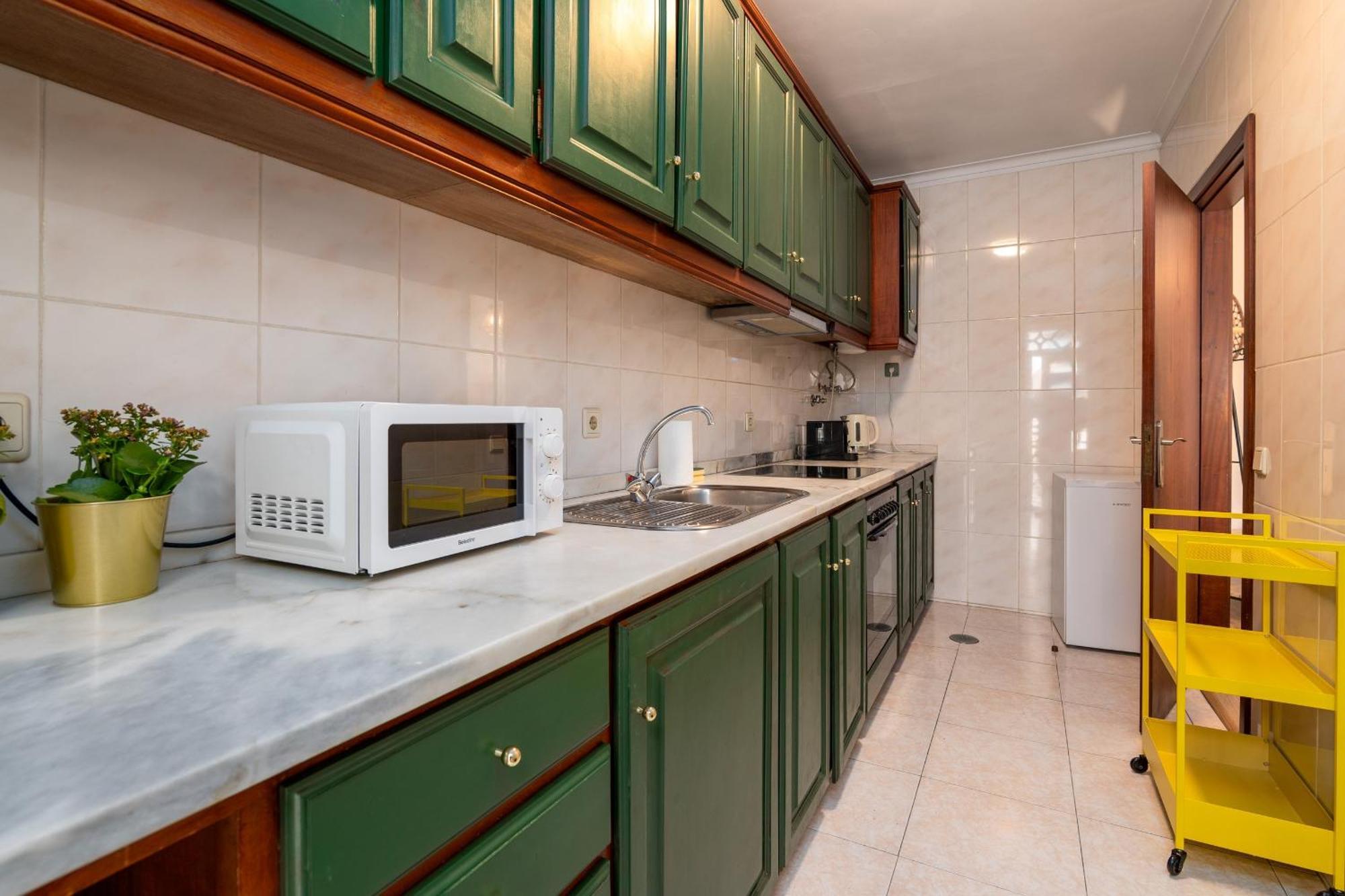 Renovated Feb25 Clerigos Cozy Balcony With Self Check In Apartment Porto Exterior photo